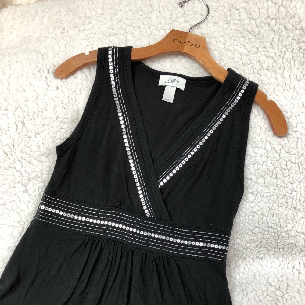 Ann Taylor Loft Tank with sequins.  XS